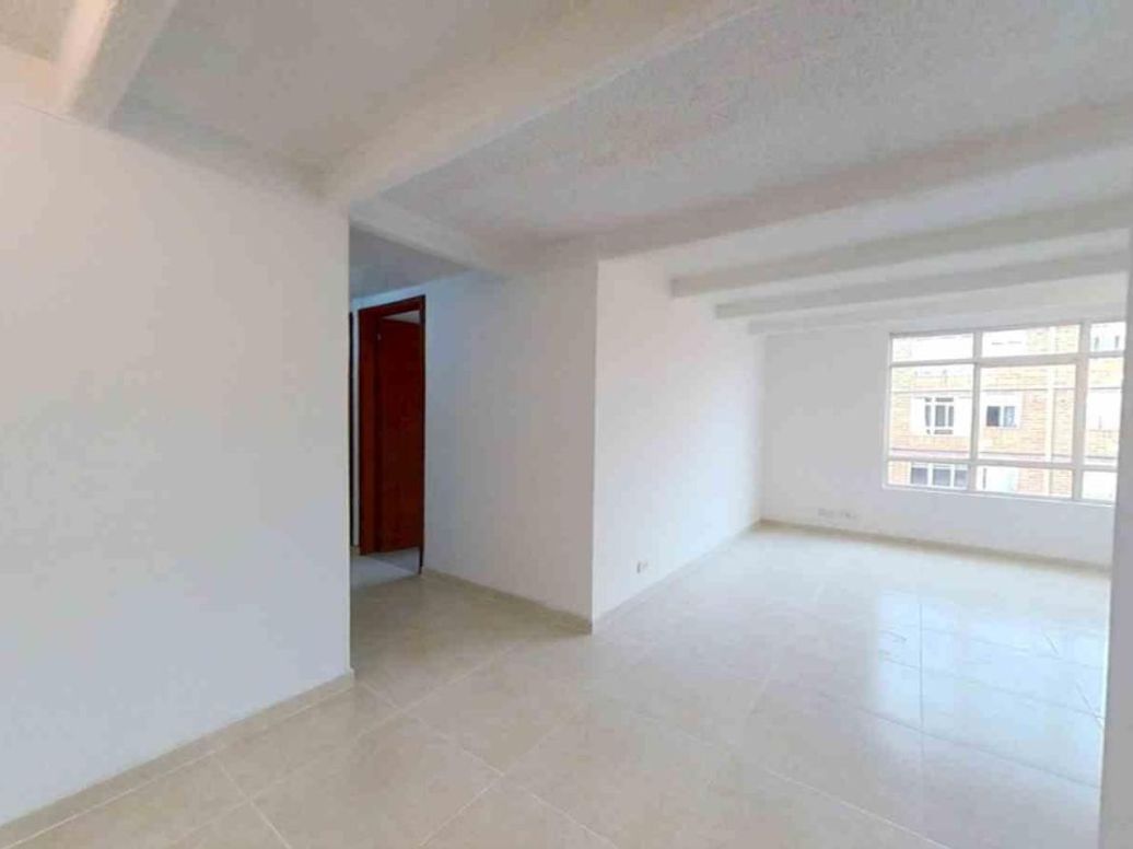 Apartamento de 3 alcobas en venta en Tintala, Bogotá, 46 m² · foto 2 de 10