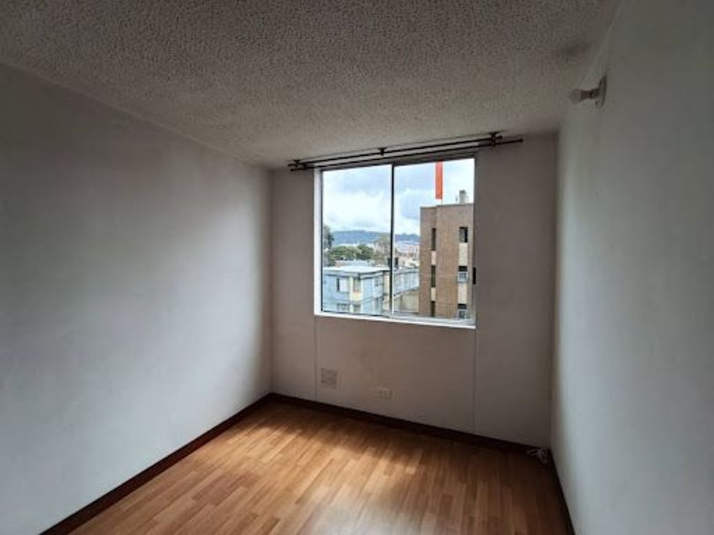 Apartamento de 3 alcobas en venta en Britalia Norte, Bogotá, 66 m² · foto 10 de 20
