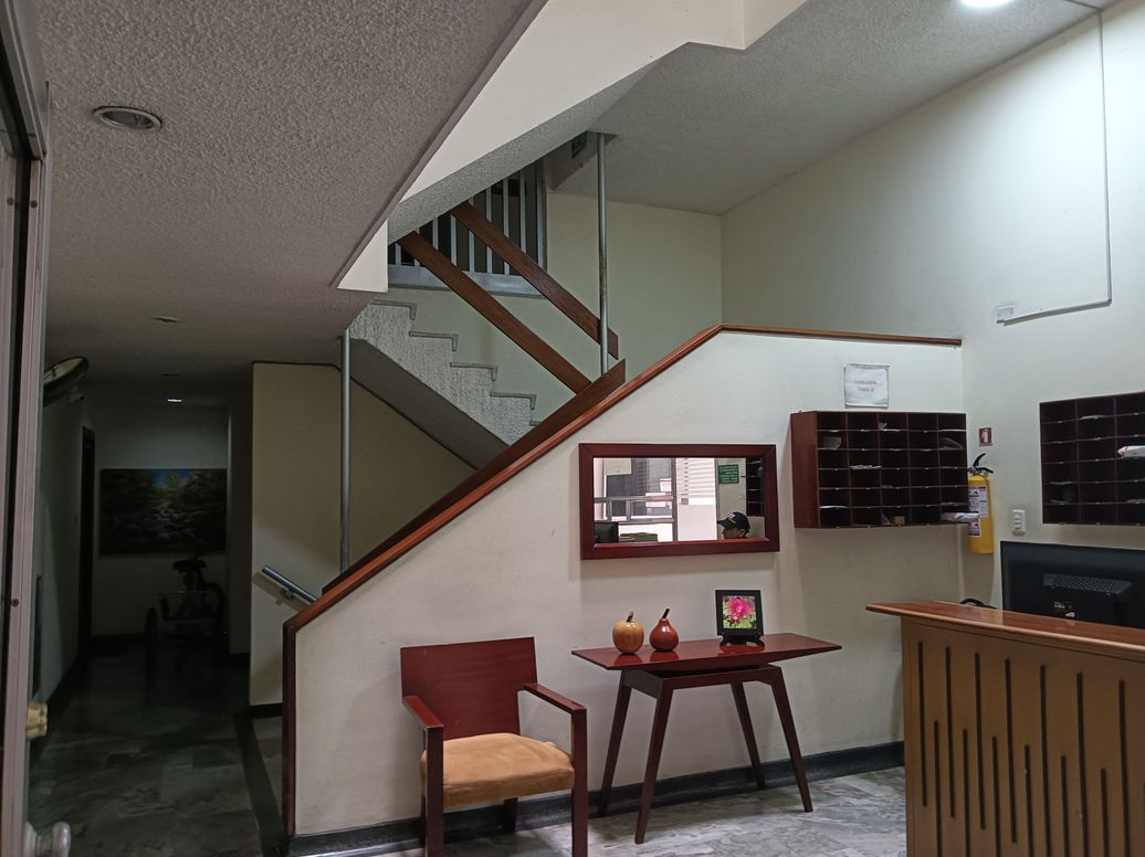 Apartamento de 2 alcobas en arriendo en Chapinero Central, Bogotá, 60 m² · foto 4 de 13