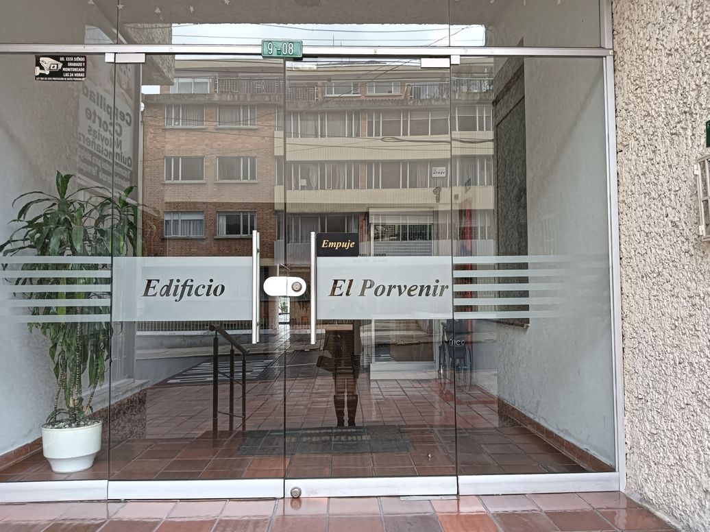 Apartamento de 2 alcobas en arriendo en Chapinero Central, Bogotá, 60 m² · foto 2 de 13