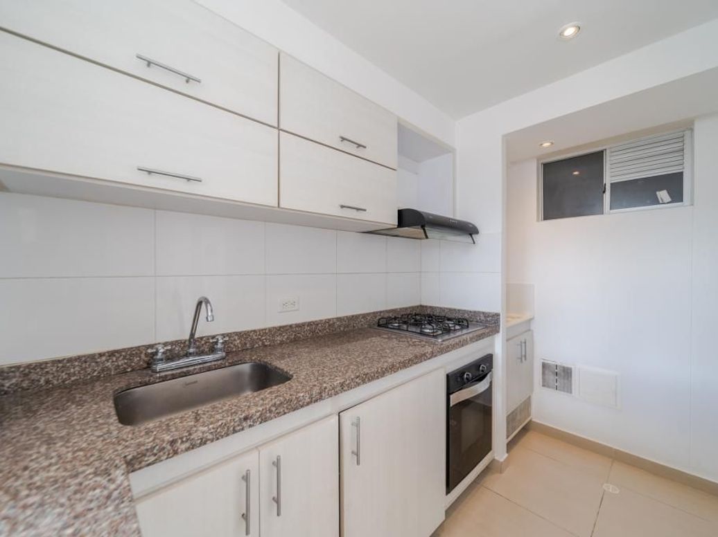 Apartamento de 2 alcobas en venta en Prado Veraniego Sur, Bogotá, 58 m² · foto 8 de 20