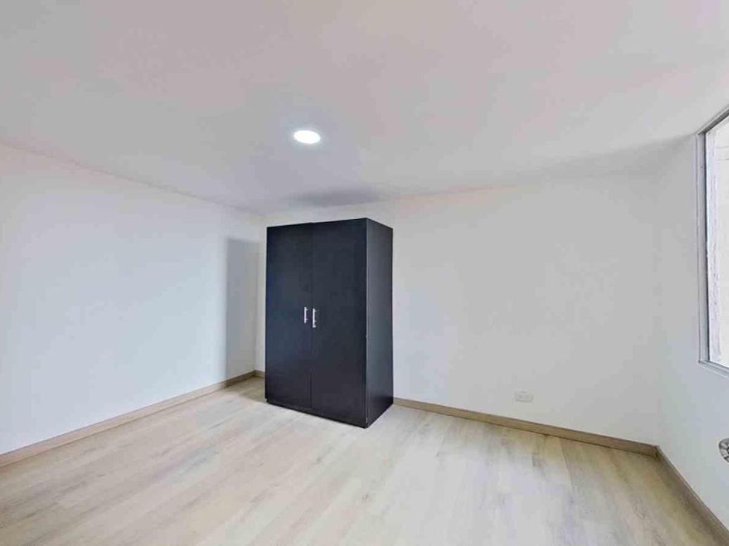 Apartamento de 2 alcobas en venta en Fontibón Centro, Bogotá, 42 m² · foto 7 de 17