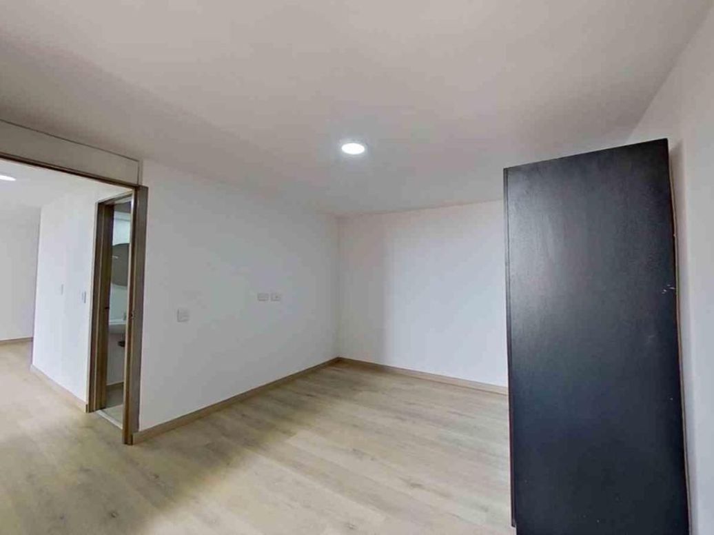 Apartamento de 2 alcobas en venta en Fontibón Centro, Bogotá, 42 m² · foto 13 de 17