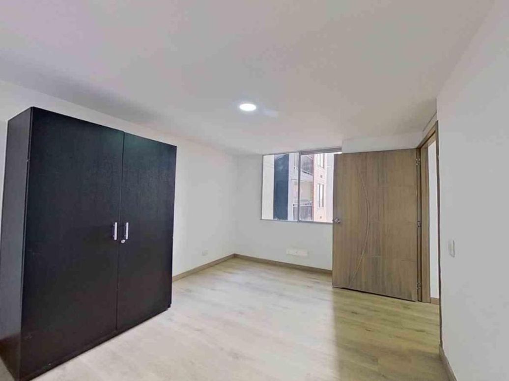 Apartamento de 2 alcobas en venta en Fontibón Centro, Bogotá, 42 m² · foto 11 de 17