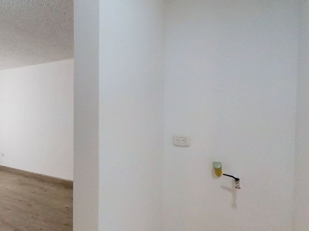 Apartamento de 2 alcobas en venta en Normandía, Bogotá, 39 m² · foto 2 de 10