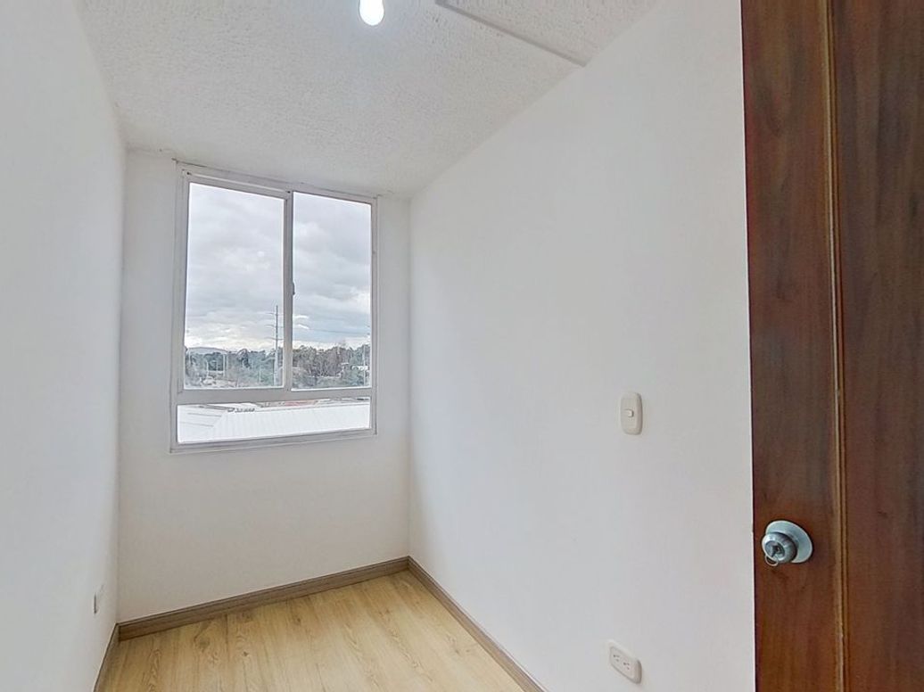 Apartamento de 3 alcobas en venta en India Catalina, Bogotá, 47 m² · foto 3 de 19