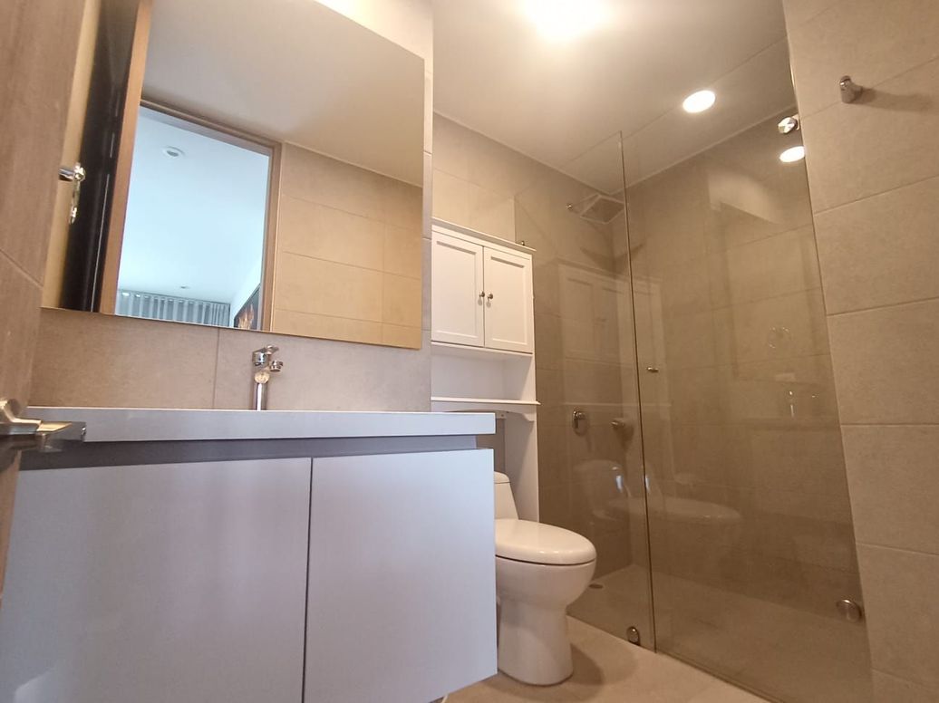 Apartamento de 3 alcobas en arriendo en Cjr Gran Reserva De Mallorca, Bogotá, 111 m² · foto 8 de 18