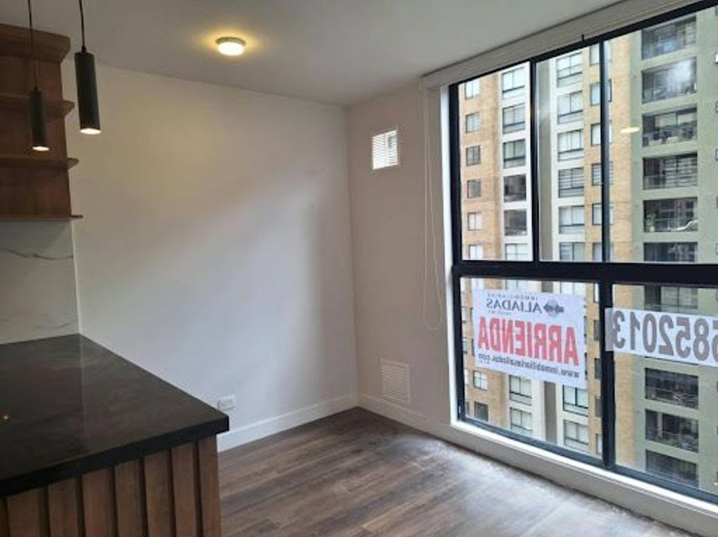 Apartamento de 2 alcobas en arriendo en Santa Helena Et. I, Bogotá, 40 m² · foto 2 de 13