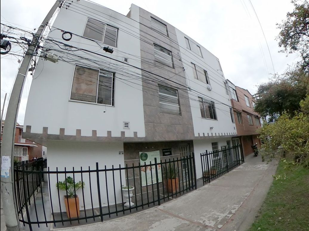 Casa de 11 alcobas en venta en Quirigua, Bogotá, 269 m² · foto 18 de 18