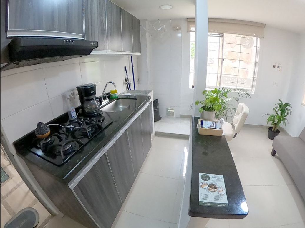 Casa de 11 alcobas en venta en Quirigua, Bogotá, 269 m² · foto 3 de 18