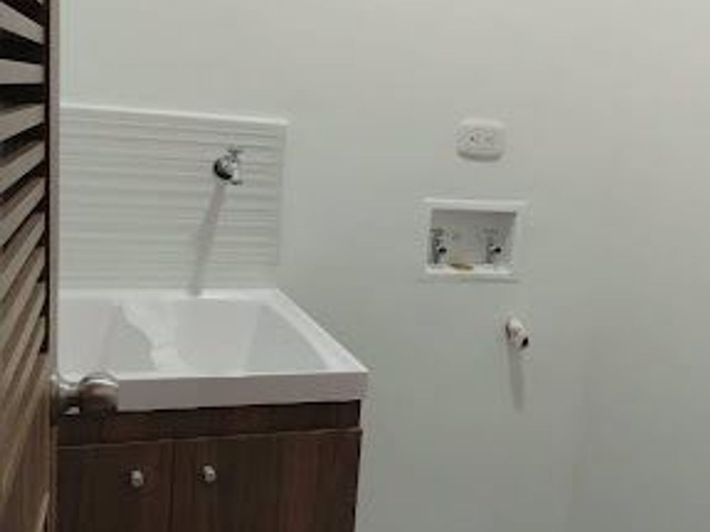 Apartamento de 2 alcobas en arriendo en San Jose De Usaquen, Bogotá, 58 m² · foto 4 de 20