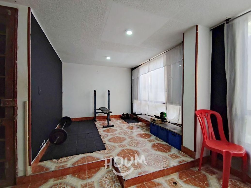 Apartamento de 4 alcobas en arriendo en Villemar Fontibon, Bogotá, 100 m² · foto 2 de 20