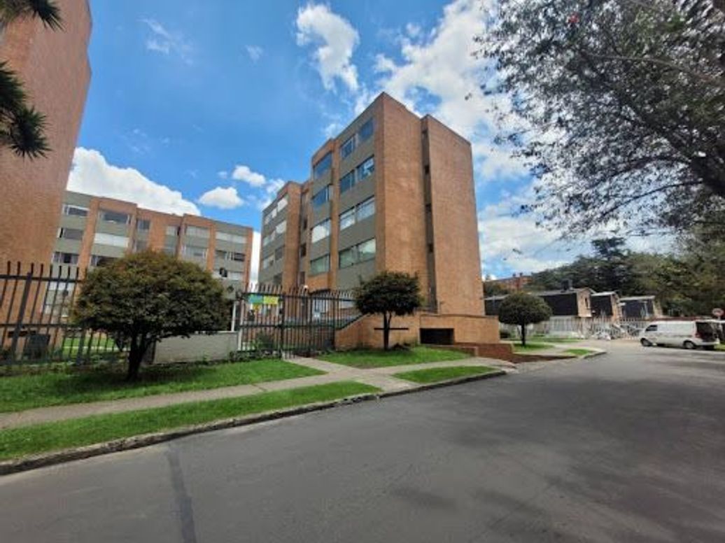 Apartamento de 3 alcobas en arriendo en La Esperanza, Bogotá, 102 m² · foto 2 de 20