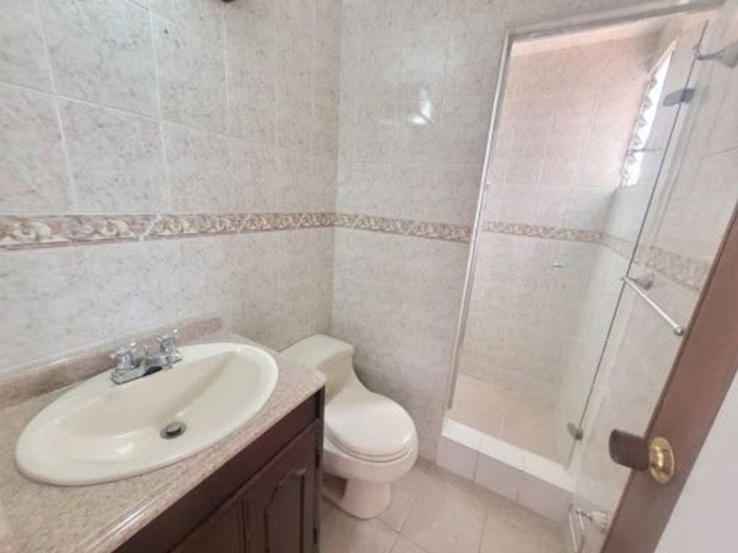 Apartamento de 3 alcobas en arriendo en La Esperanza, Bogotá, 102 m² · foto 17 de 20
