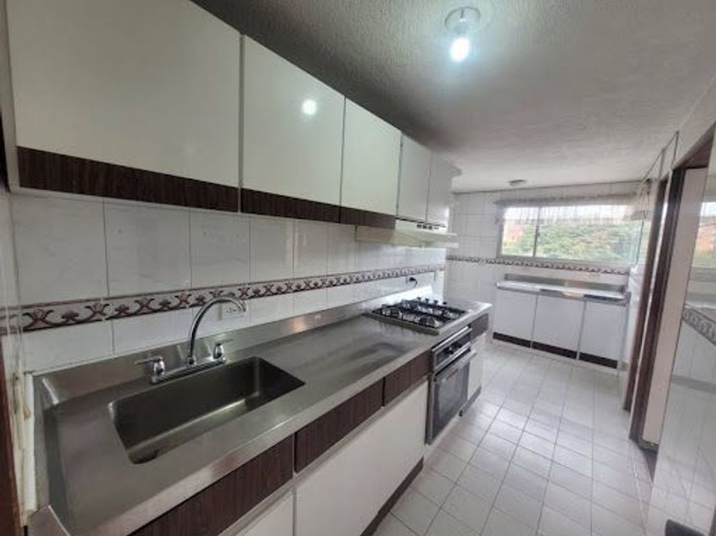 Apartamento de 3 alcobas en arriendo en La Esperanza, Bogotá, 102 m² · foto 8 de 20