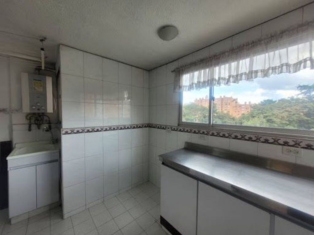 Apartamento de 3 alcobas en arriendo en La Esperanza, Bogotá, 102 m² · foto 9 de 20