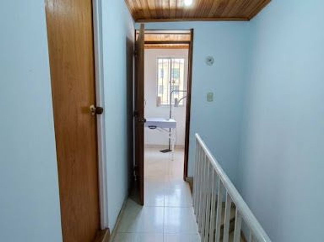 Casa de 4 alcobas en venta en El Tintal, Bogotá, 67 m² · foto 18 de 19