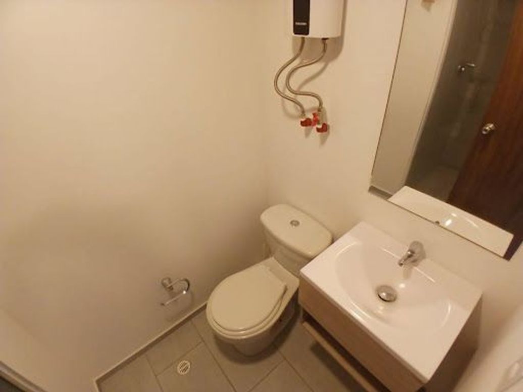 Apartaestudio en arriendo en Chapinero Sur Occidental, Bogotá, 29 m² · foto 10 de 20