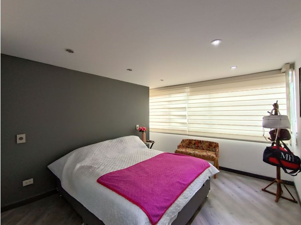 Apartamento de 4 alcobas en venta en Los Cedros, Bogotá, 97 m² · foto 12 de 19