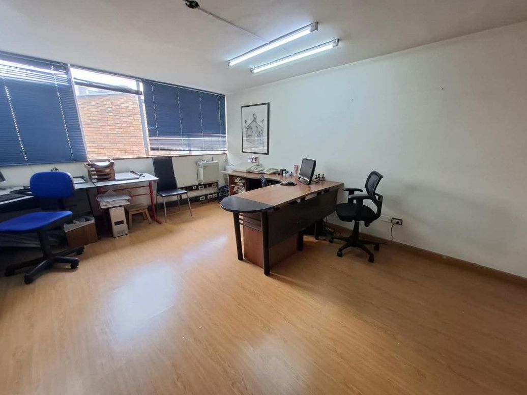 Casa de 8 alcobas en venta en Chapinero Central, Bogotá, 120 m² · foto 6 de 20