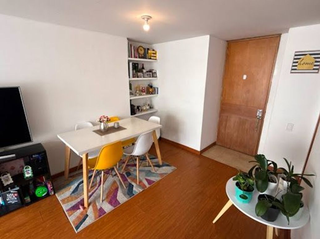 Apartamento de 2 alcobas en venta en Chapinero Alto, Bogotá, 74 m² · foto 3 de 20