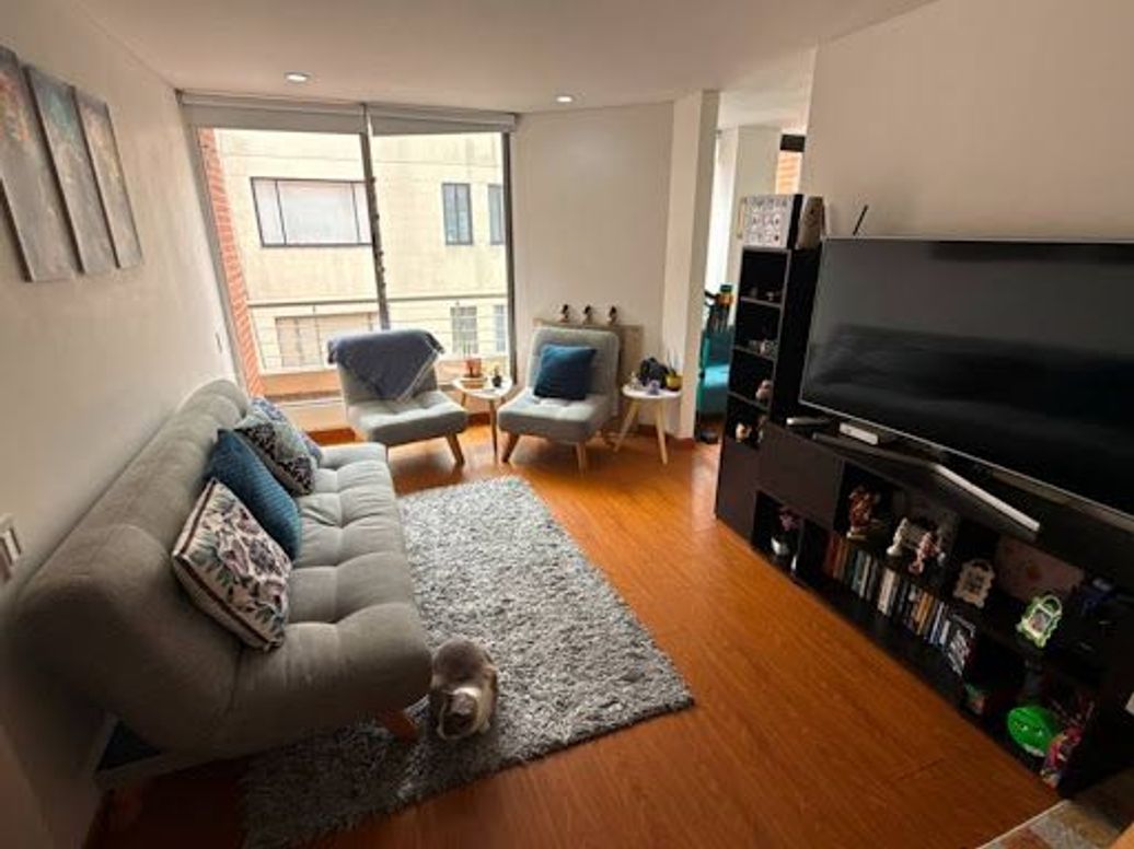 Apartamento de 2 alcobas en venta en Chapinero Alto, Bogotá, 74 m² · foto 2 de 20