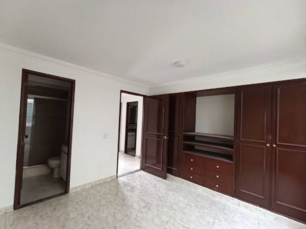 Apartamento de 3 alcobas en venta en San José Del Prado, Bogotá, 95 m² · foto 8 de 20