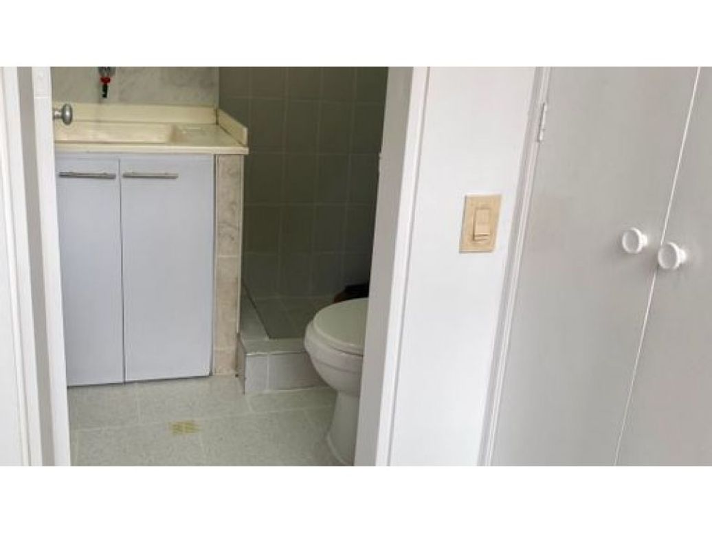 Apartamento de 3 alcobas en venta en La Calleja, Bogotá, 114 m² · foto 7 de 19