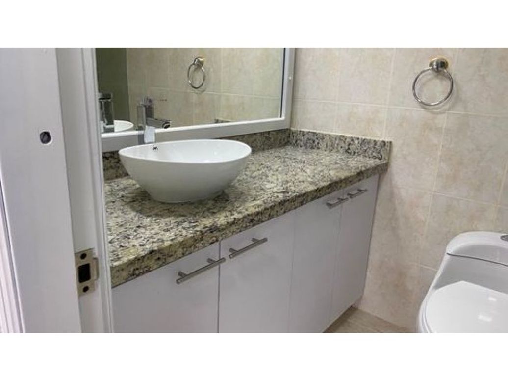 Apartamento de 3 alcobas en venta en La Calleja, Bogotá, 114 m² · foto 12 de 19