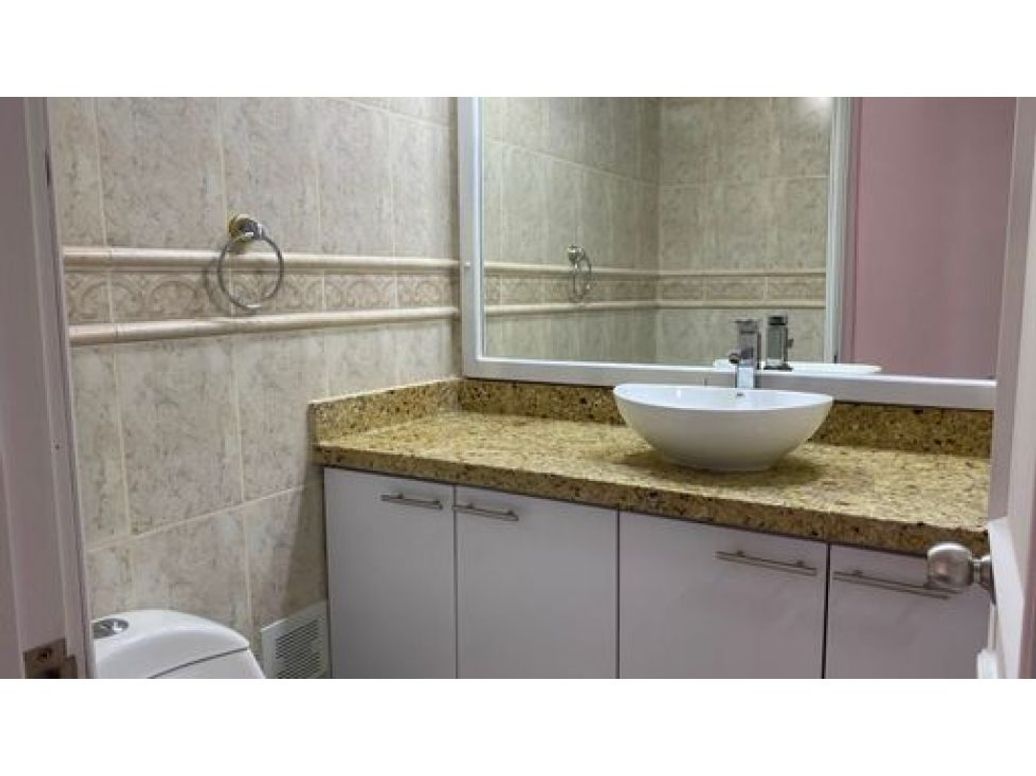 Apartamento de 3 alcobas en venta en La Calleja, Bogotá, 114 m² · foto 10 de 19