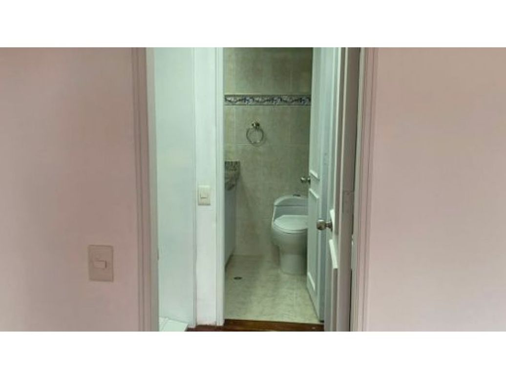Apartamento de 3 alcobas en venta en La Calleja, Bogotá, 114 m² · foto 8 de 19