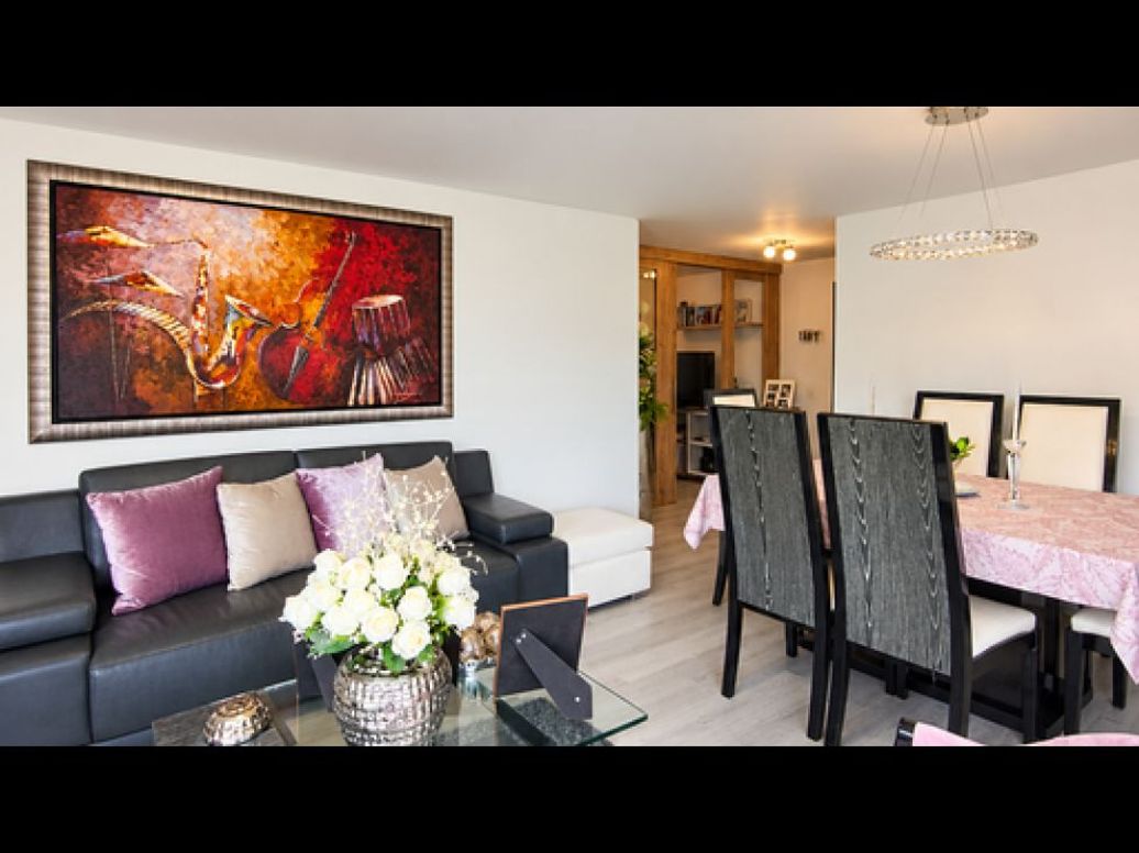 Apartamento de 3 alcobas en venta en La Calleja, Bogotá, 101 m² · foto 3 de 15