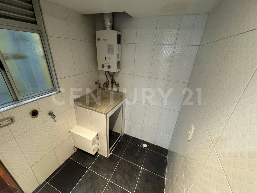 Apartamento de 3 alcobas en venta en La Felicidad, Bogotá, 59 m² · foto 8 de 15