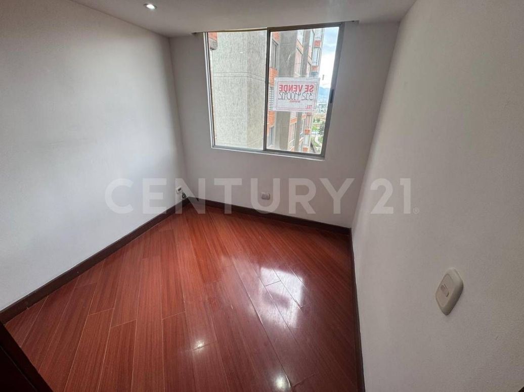 Apartamento de 3 alcobas en venta en La Felicidad, Bogotá, 59 m² · foto 6 de 15