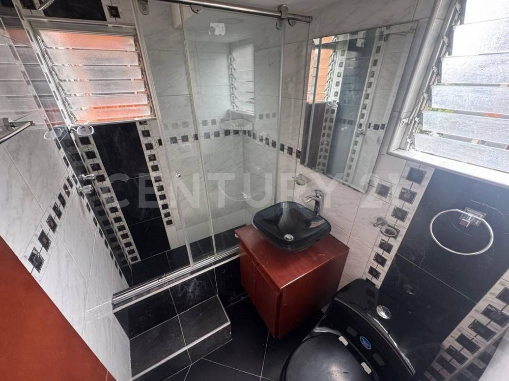 Apartamento de 3 alcobas en venta en La Felicidad, Bogotá, 59 m² · foto 11 de 15