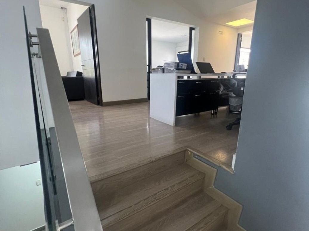 Casa de 5 alcobas en arriendo en Santa Ana Occidental, Bogotá, 220 m² · foto 14 de 20