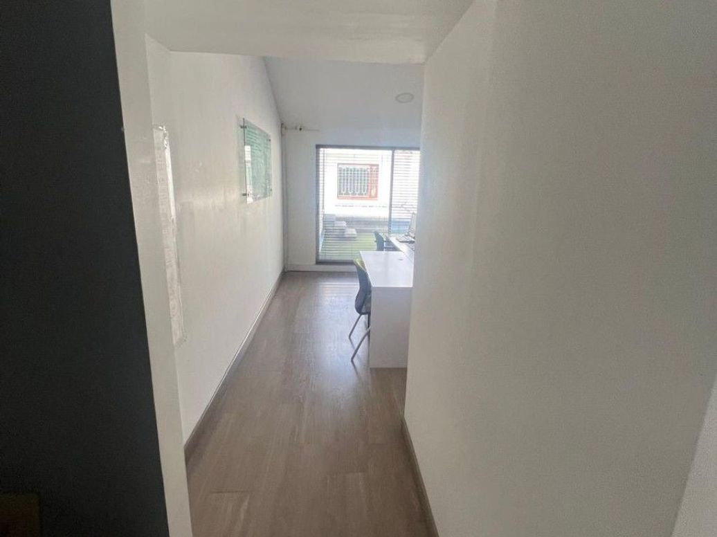 Casa de 5 alcobas en arriendo en Santa Ana Occidental, Bogotá, 220 m² · foto 18 de 20