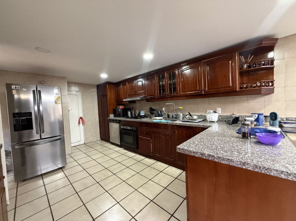 Casa de 4 alcobas en venta en San José Del Prado, Bogotá, 244 m² · foto 7 de 20