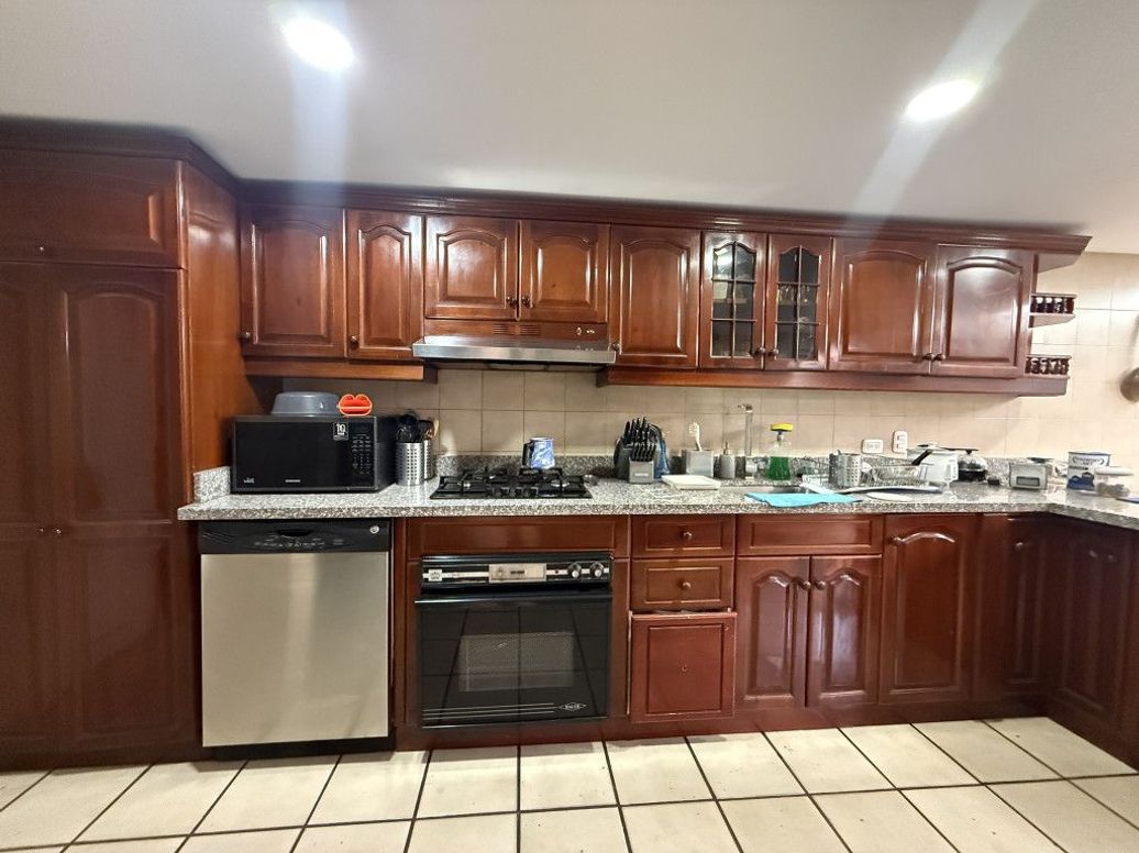 Casa de 4 alcobas en venta en San José Del Prado, Bogotá, 244 m² · foto 8 de 20