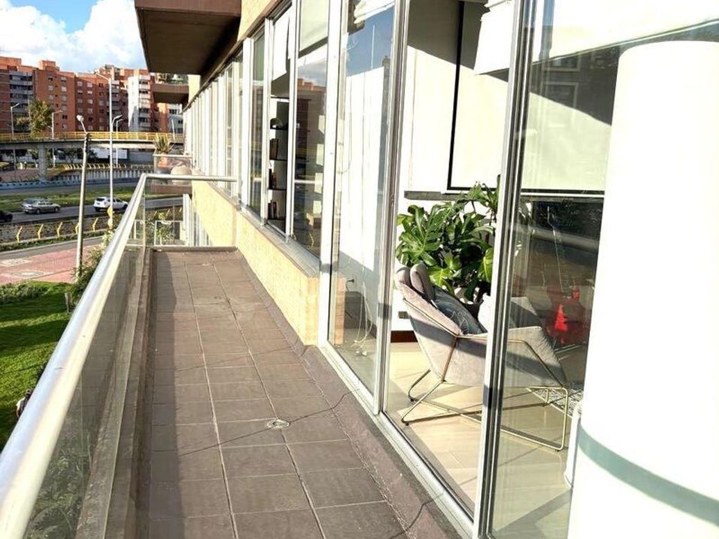 Apartamento de 1 alcoba en arriendo en Chicó Norte, Bogotá, 63 m² · foto 7 de 10