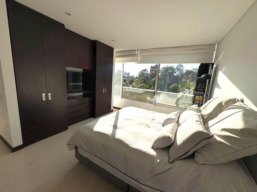 Apartamento de 1 alcoba en arriendo en Chicó Norte, Bogotá, 63 m² · foto 5 de 10