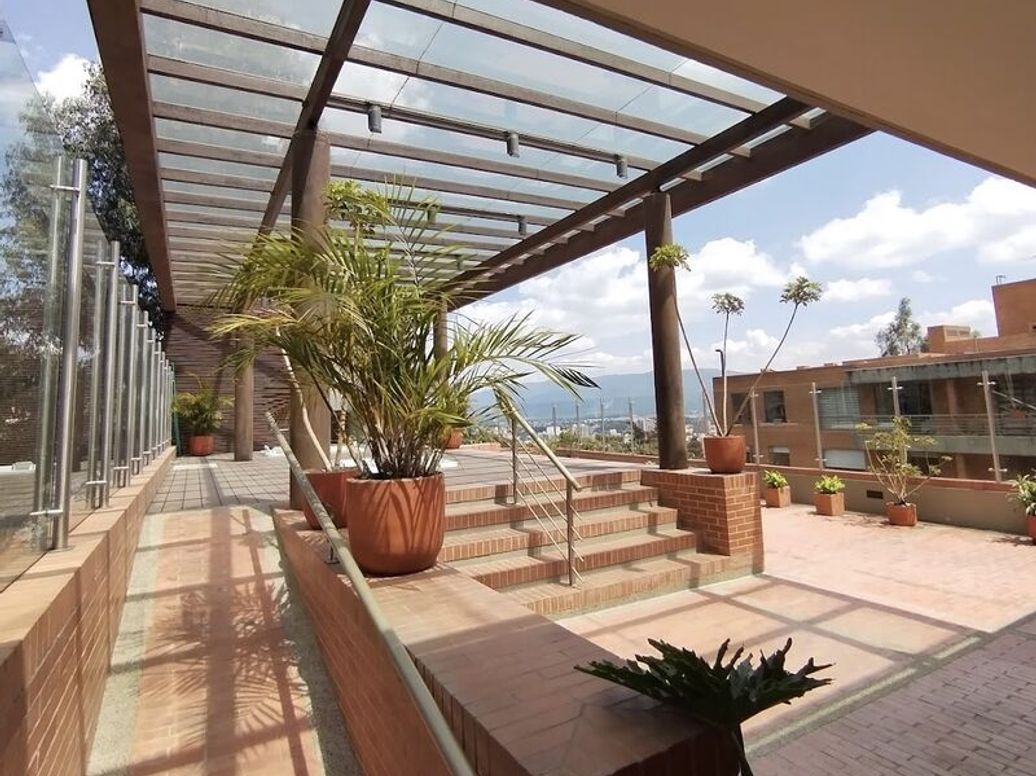 Apartamento de 3 alcobas en venta en San Alfonso, Bogotá, 222 m² · foto 15 de 20