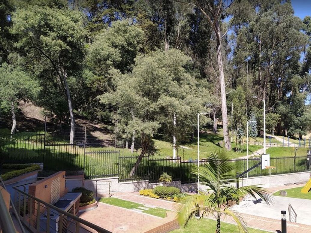 Apartamento de 3 alcobas en venta en San Alfonso, Bogotá, 222 m² · foto 16 de 20