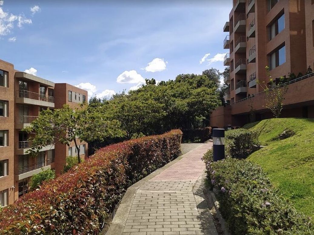 Apartamento de 3 alcobas en venta en San Alfonso, Bogotá, 222 m² · foto 20 de 20