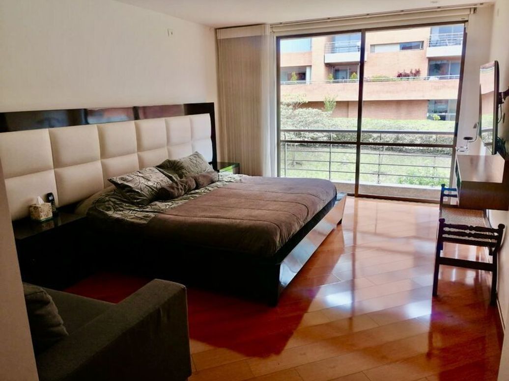 Apartamento de 3 alcobas en venta en San Alfonso, Bogotá, 222 m² · foto 5 de 20