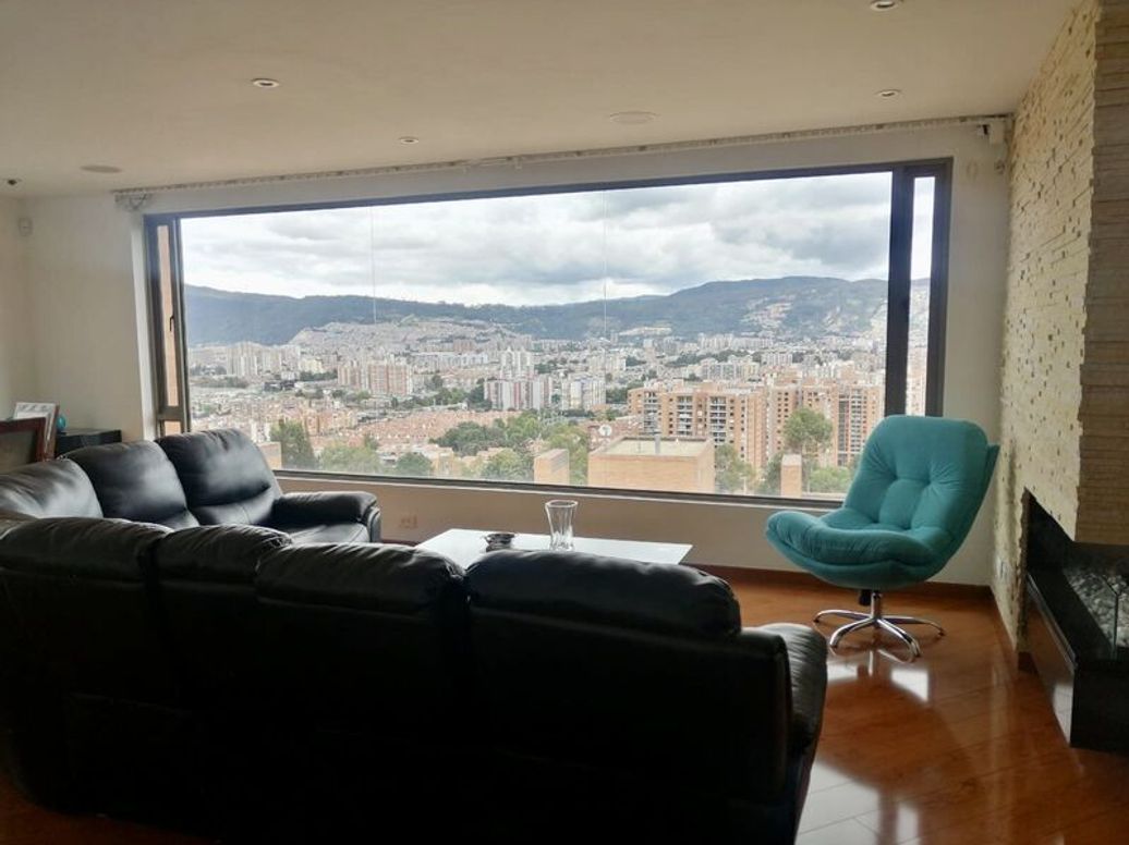 Apartamento de 3 alcobas en venta en San Alfonso, Bogotá, 222 m² · foto 2 de 20