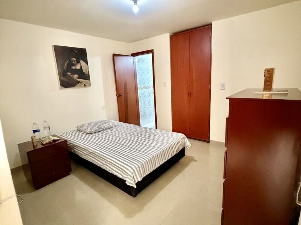 Casa de 5 alcobas en venta en Normandia Occidental, Bogotá, 171 m² · foto 9 de 20