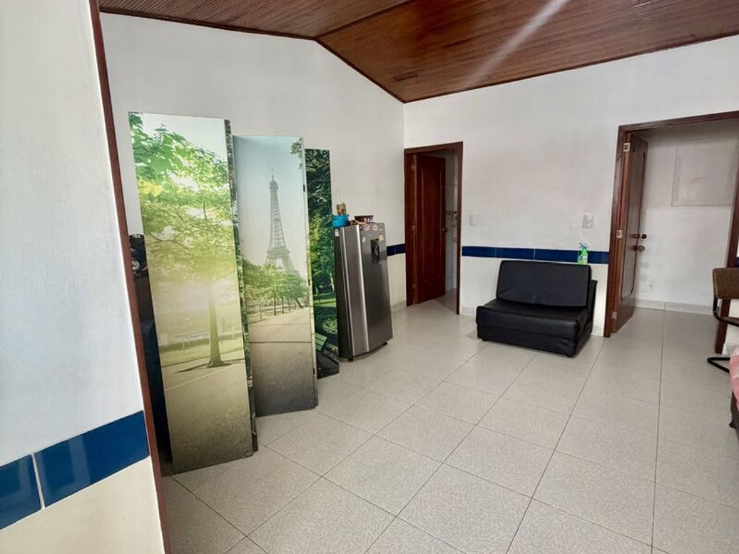 Casa de 5 alcobas en venta en Normandia Occidental, Bogotá, 171 m² · foto 20 de 20