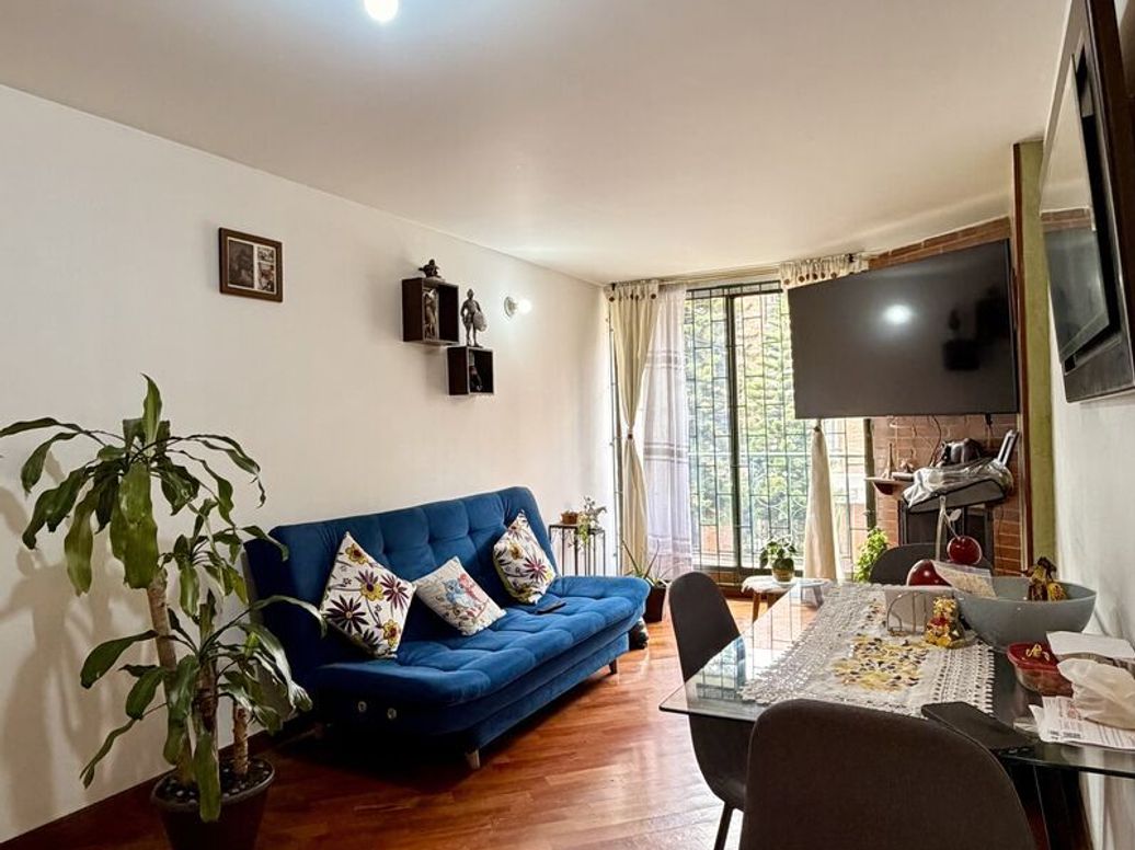 Apartamento de 2 alcobas en venta en Belalcázar, Bogotá, 49 m² · foto 2 de 10