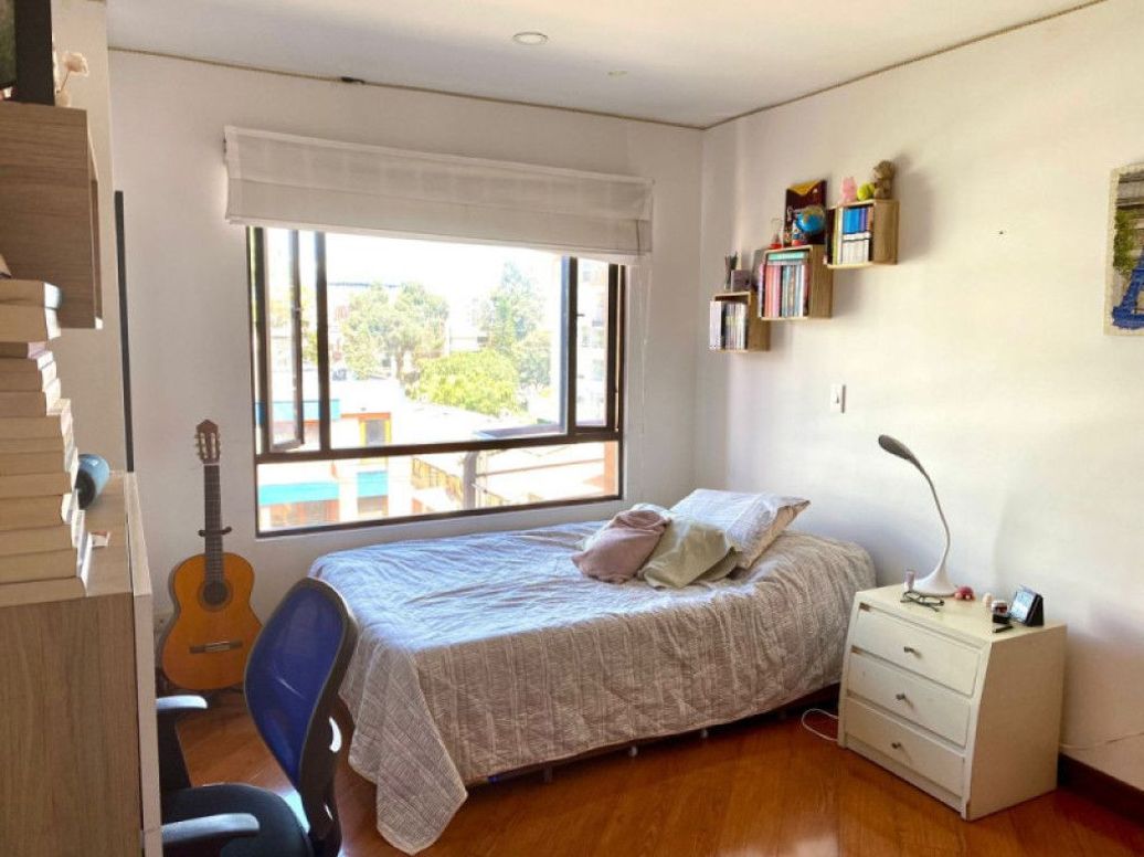 Apartamento de 3 alcobas en venta en San Patricio, Bogotá, 219 m² · foto 12 de 14